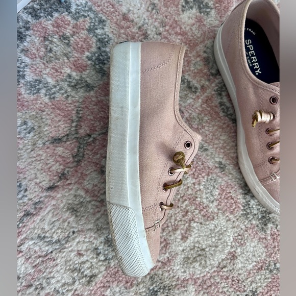 Rose Gold Pink Platform Sperry Sky Sail Tennis Shoes - Picture 2 of 2